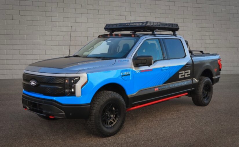 #SEMA 2022: Ford Combines Off The Shelf Factory Parts To Customize The F-150 Lightning